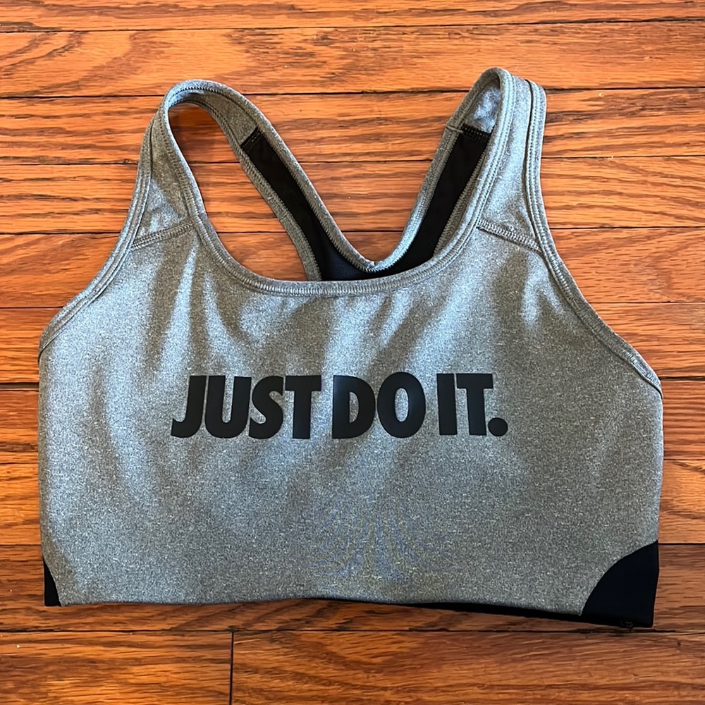 Nike Dri-Fit Sports Bra - M EUC